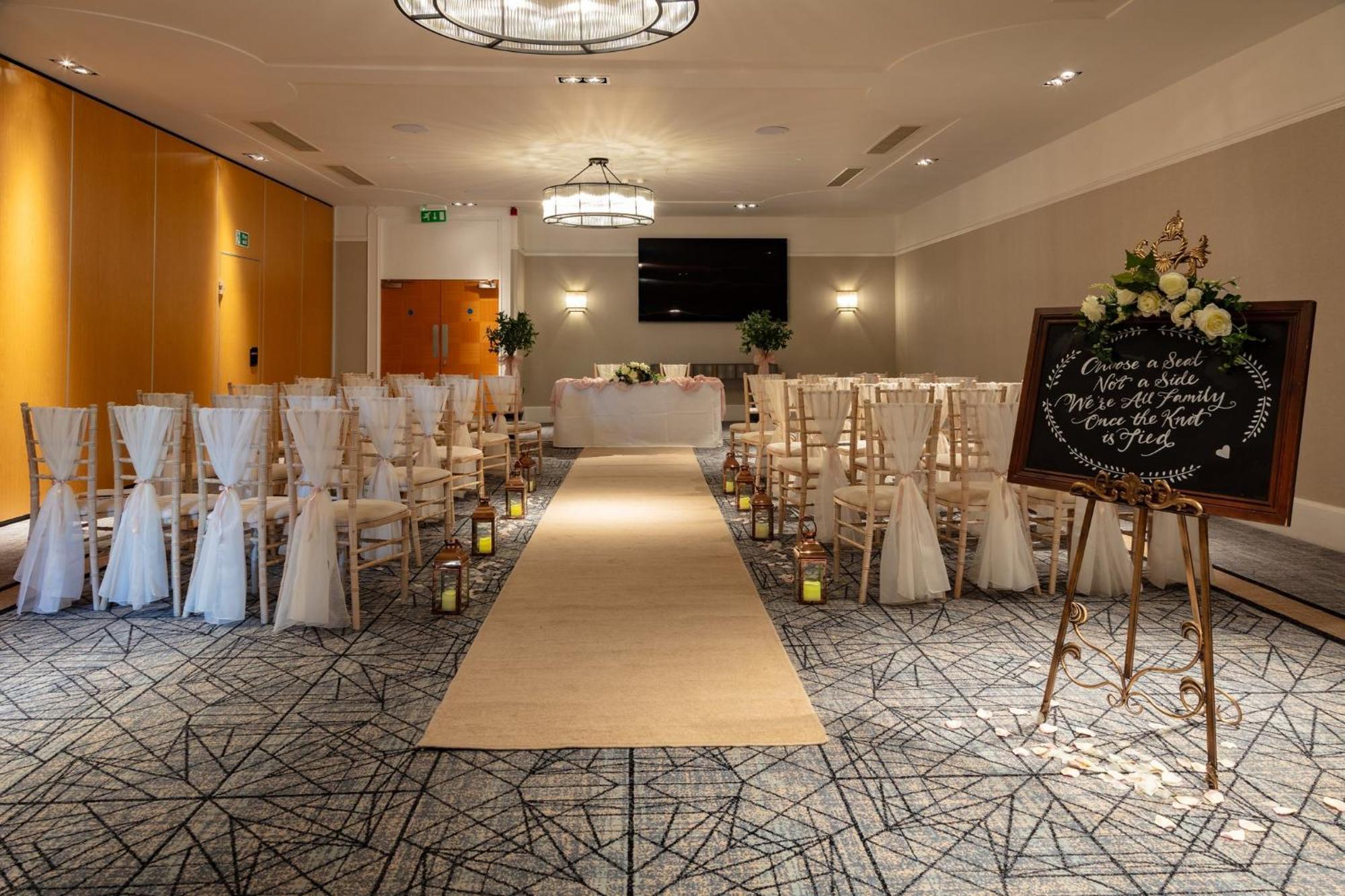 Holiday Inn Newcastle Gosforth Park By Ihg Seaton Burn Dış mekan fotoğraf